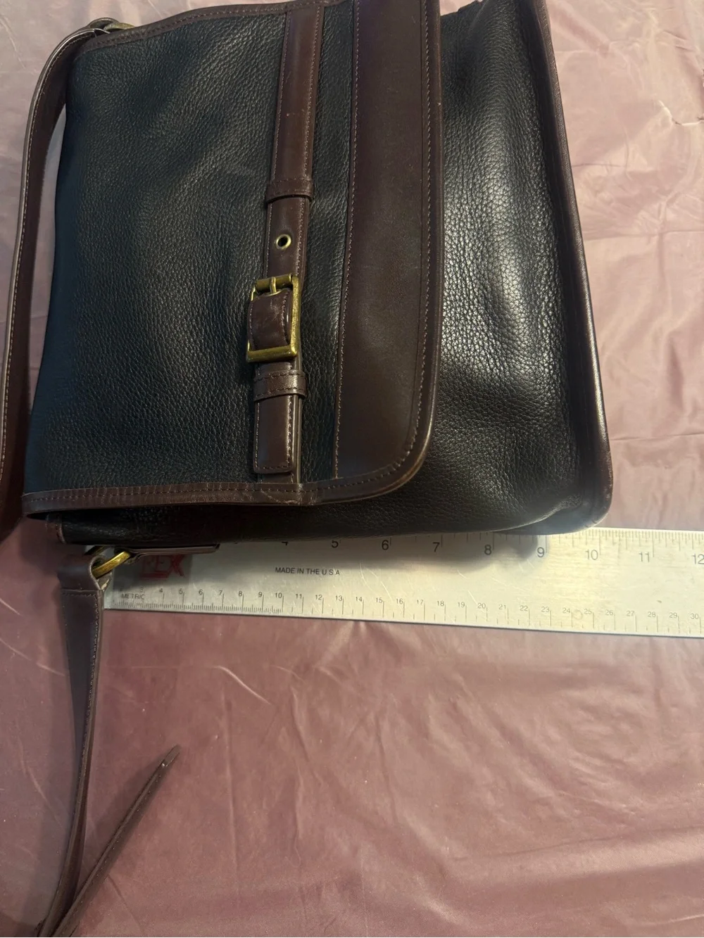 Jones New York Black Brown Leather Crossbody Messenger Bag